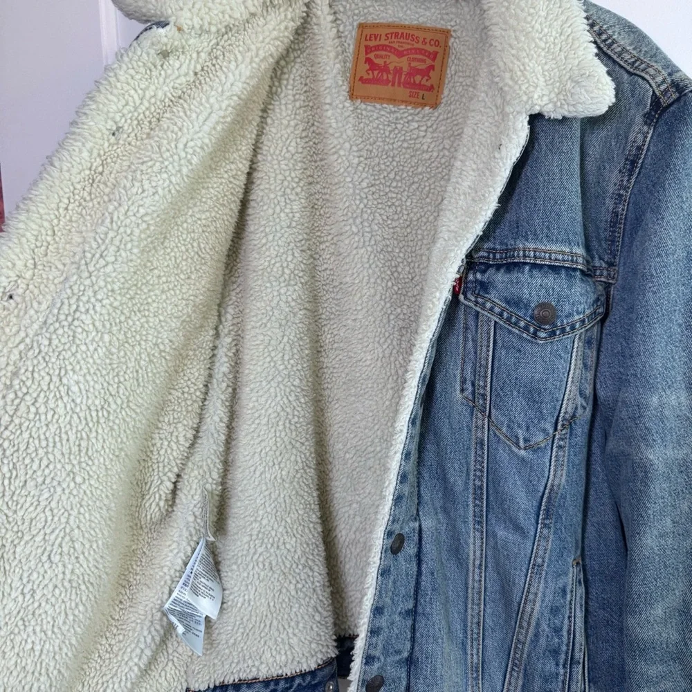 Levi's Blue Denim Sherpa Jacket - Picture 3 of 16